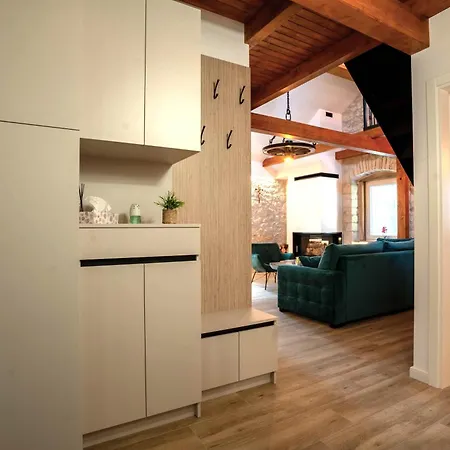 Rustic Charm Daire Livno